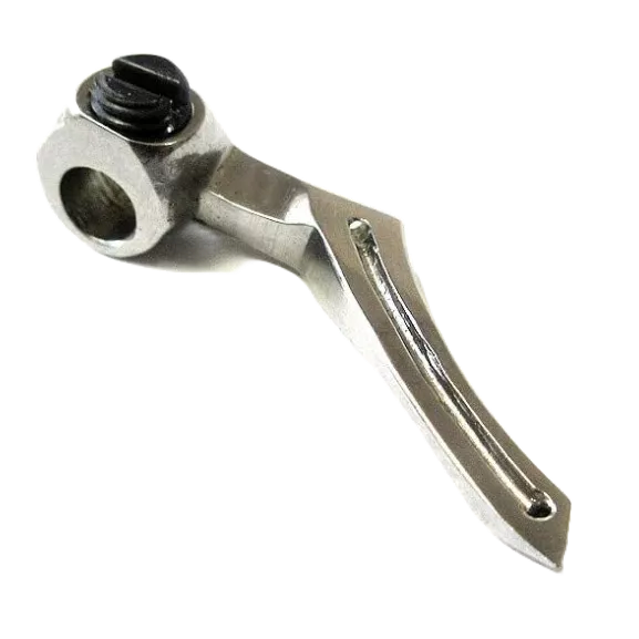 Móc Trên Máy Vắt Sổ Brother, 147934-001 Upper Looper For Brother EF4-B531 Overlock Sewing Machine