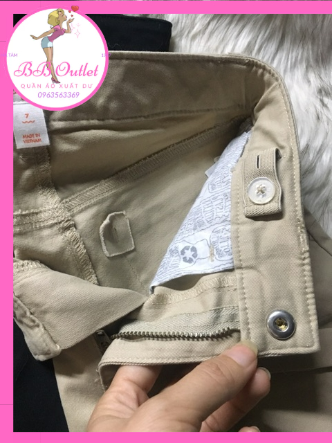 Quần đùi kaki C&J bé gái