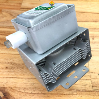 Bóng cao tần lò vi sóng M24FB-610A , chân liền ngược hướng với tai bắt vít # phụ tùng lò vi sóng