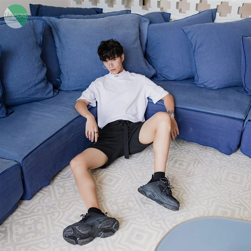 Áo thun Cổ cao ôm thêu CHIC Unisex |TAYSONE|