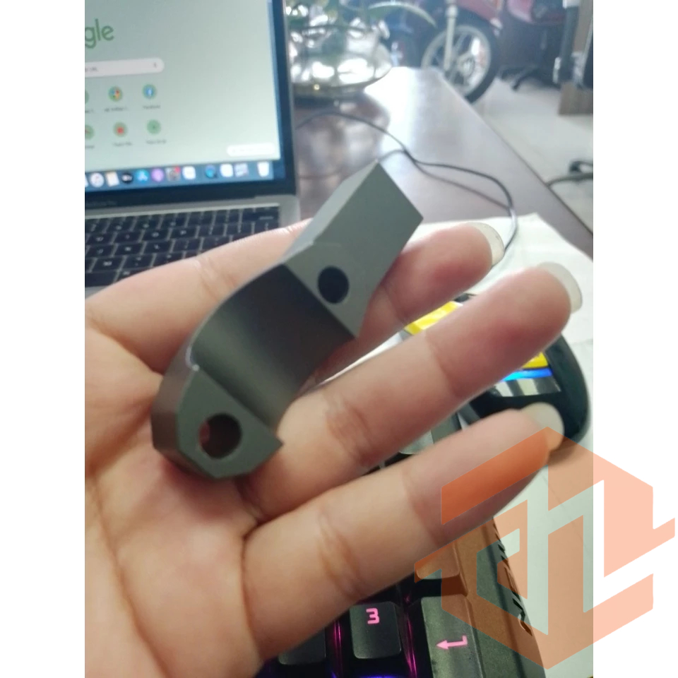 Pát Chân Kiến dùng được cho hầu hết các dòng xe máy thông dụng