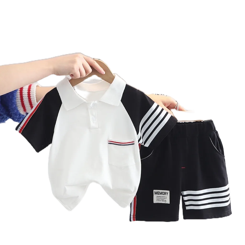 Sét bộ ngắn tay cotton cổ đức, túi trước ngực sọc ngang đen, đỏ cho bé trai Hbeekids.vn