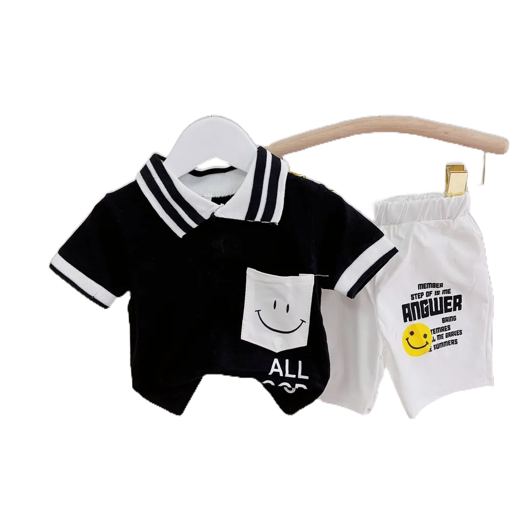 Bộ Cộc Tay Cotton Tàu, Cổ Áo Tay Áo Bo Chun In Hình Mặt Cười Phối Quần Kaki  2 Màu Cho Bé Trai Từ 10-20kg
