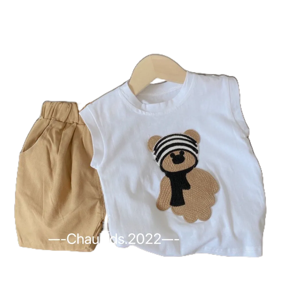 Set Bộ Áo Cotton Thêu Hình Gấu Nâu Siêu Cưng Phối Quần Kaki Cá Tính Cho Bé Trai Từ 10-20kg