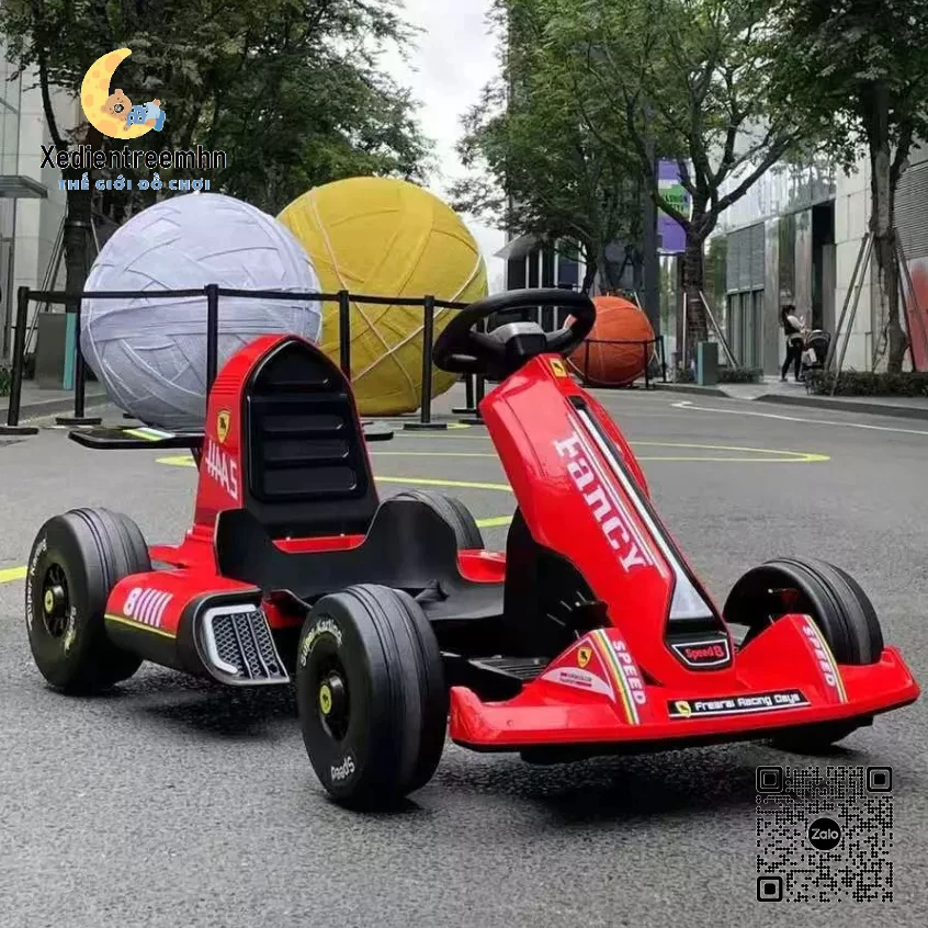 Ô Tô Điện Xe Đua F1 Kart 8 Cho Bé Tự Lái Và Điều Khiển Xa 2 Động Cơ (Đỏ-Trắng-Vàng)