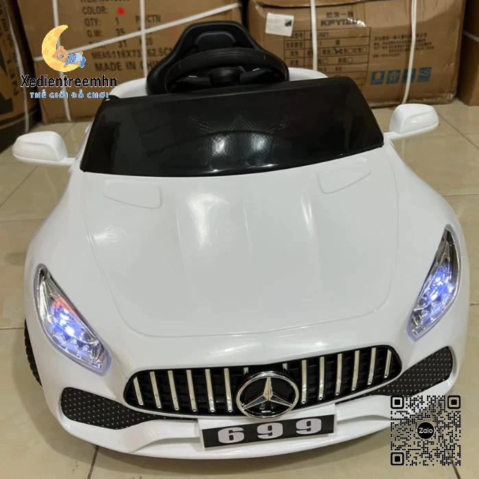 Ô Tô Điện MERCEDES - 699 Cho Bé 1-4 Tuổi Tự Lái Và Điều Khiển Xa