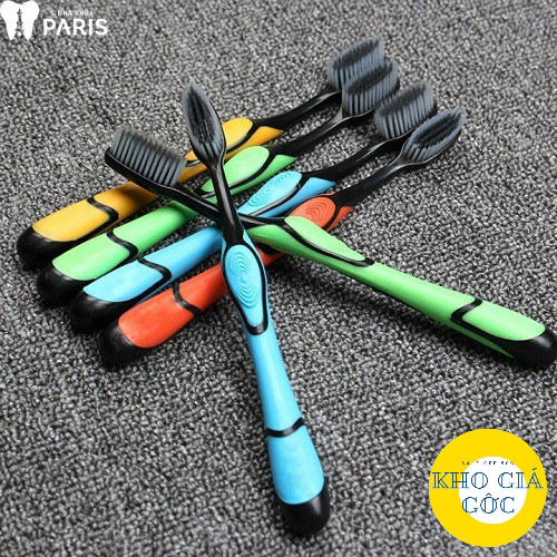 Bàn Chải Đánh Răng Bossi Than Tre Hoạt Tính Hàn Quốc