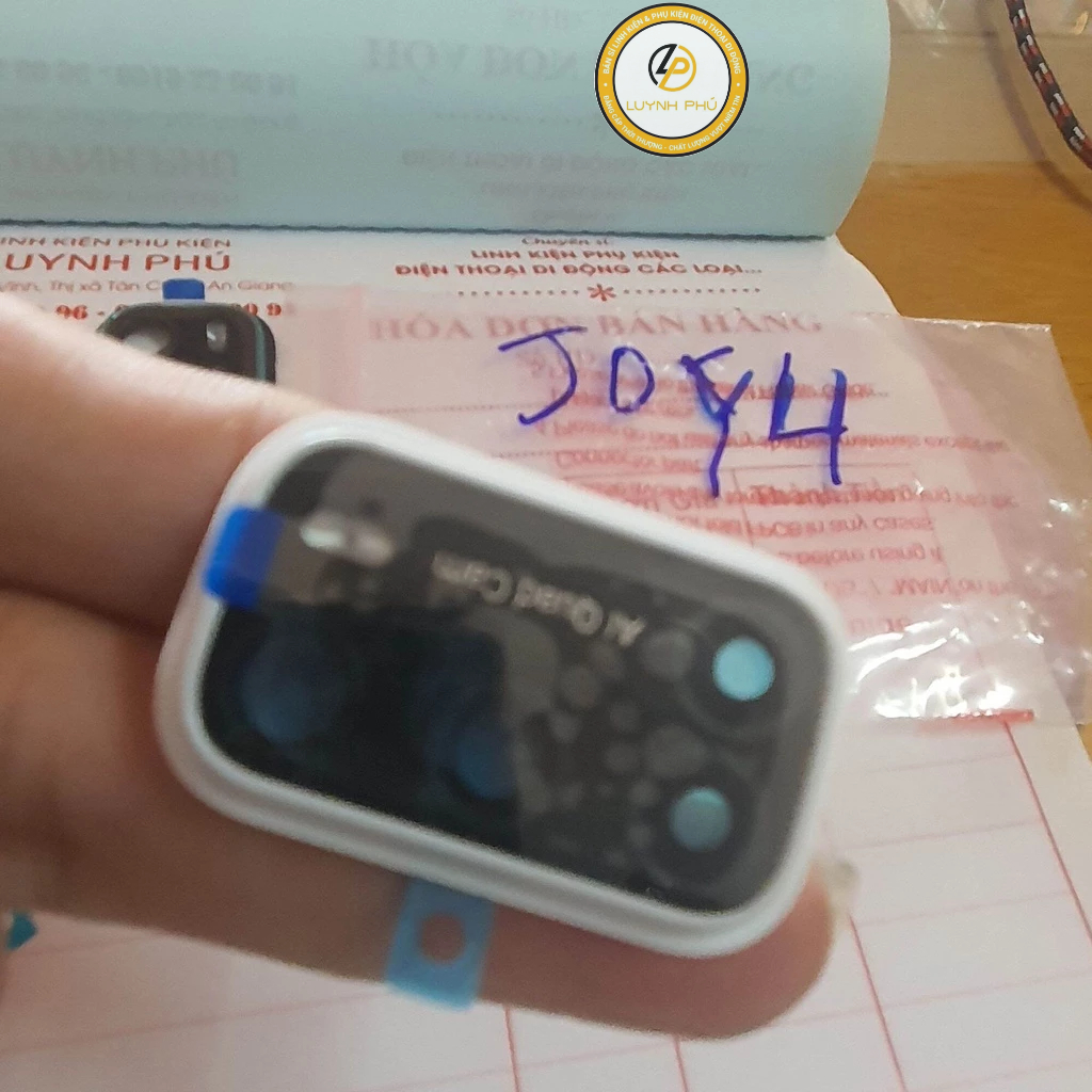 Cụm kính camera sau vsmart Joy 4