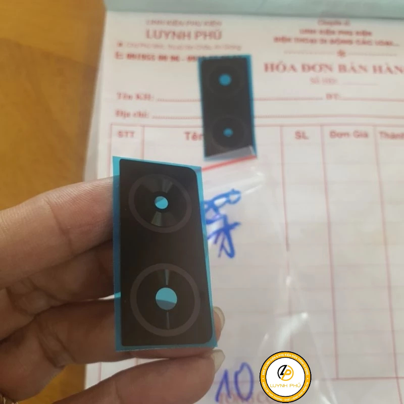 Kính camera Oppo A57 A77S chuẩn đẹp