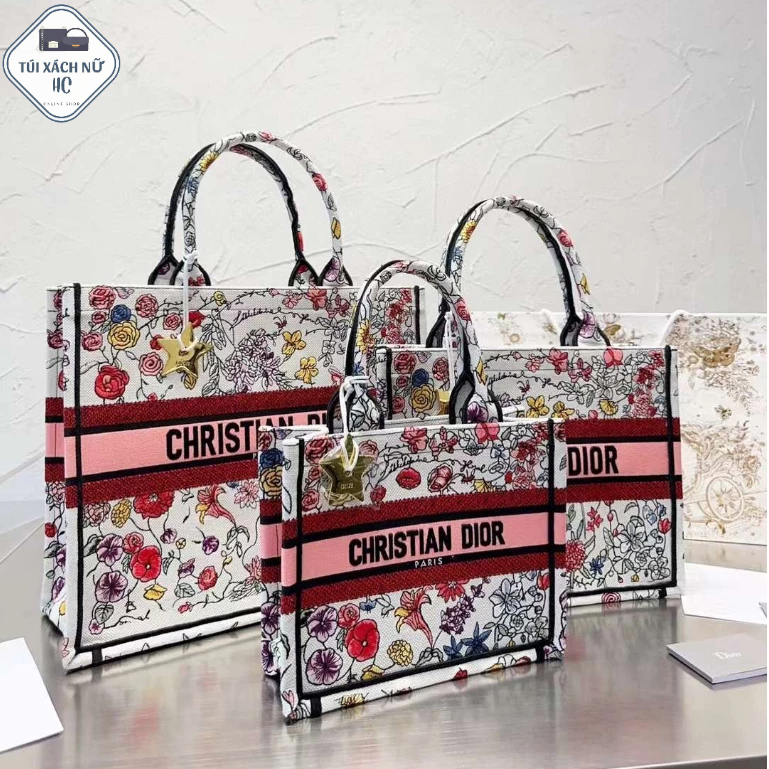 Túi Dio* tote họa tiết đẹp có 3 size 42/36/26