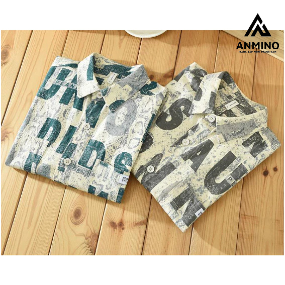 Áo Sơ Mi Lụa Màu Xám/ Áo Sơ Mi Nam Cổ Đứng Tay Ngắn In Chữ Phong Cách