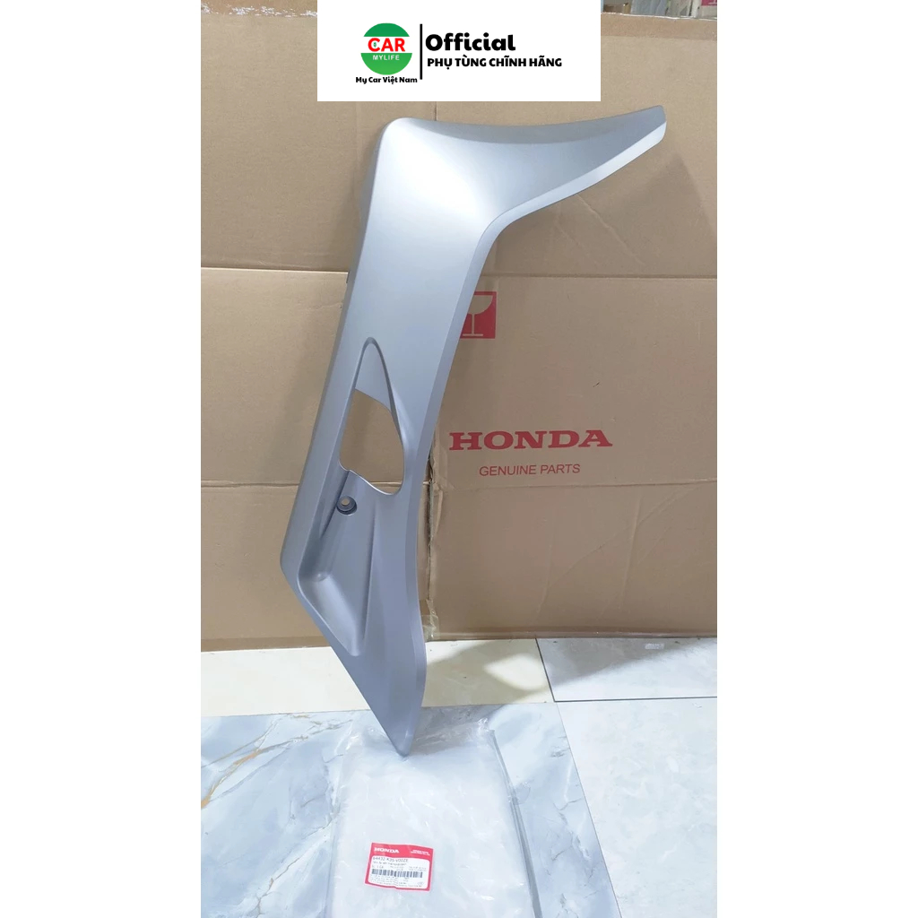 Tấm ốp sàn bên trái - thanh cạnh HONDA PCX 125 năm 2014-2015 màu Bạc nhám. *NHB18M* (64432K35V00ZE)