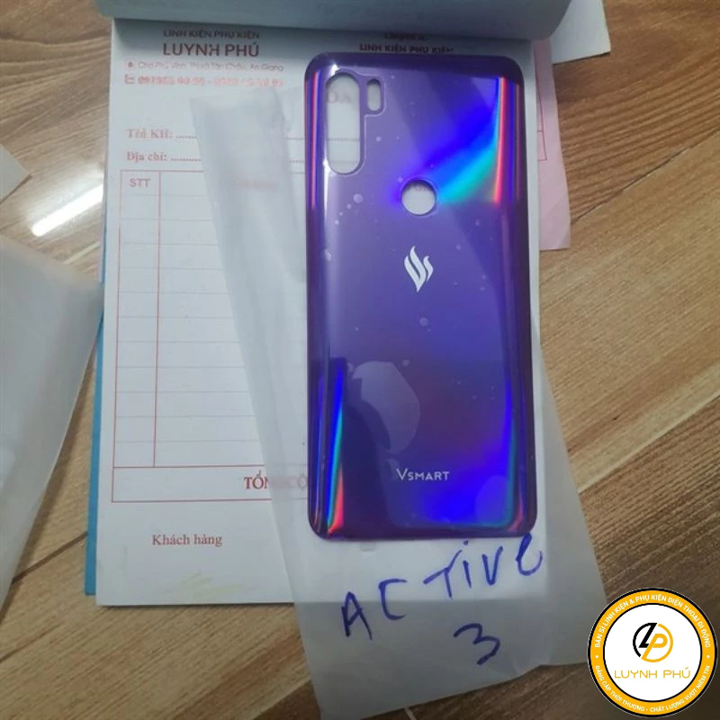 Nắp lưng vsmart active 3 bao test