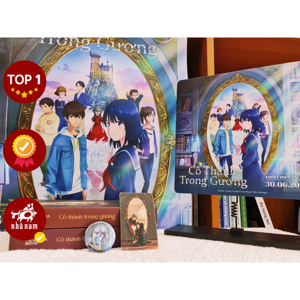 Sách -  Cô thành trong gương