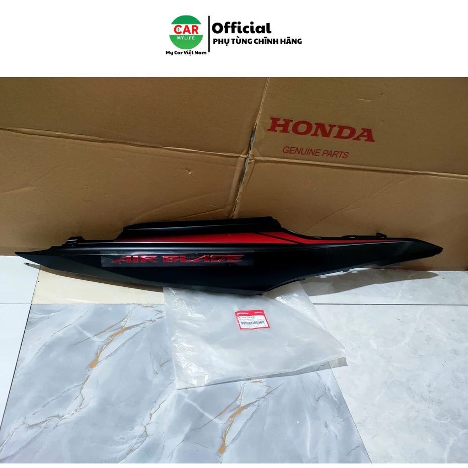 Ốp sườn bên phải - ốp thân HONDA AIR BLADE 125 năm 2014 màu Đen nhám. *NHA76M* 83550K27630ZA