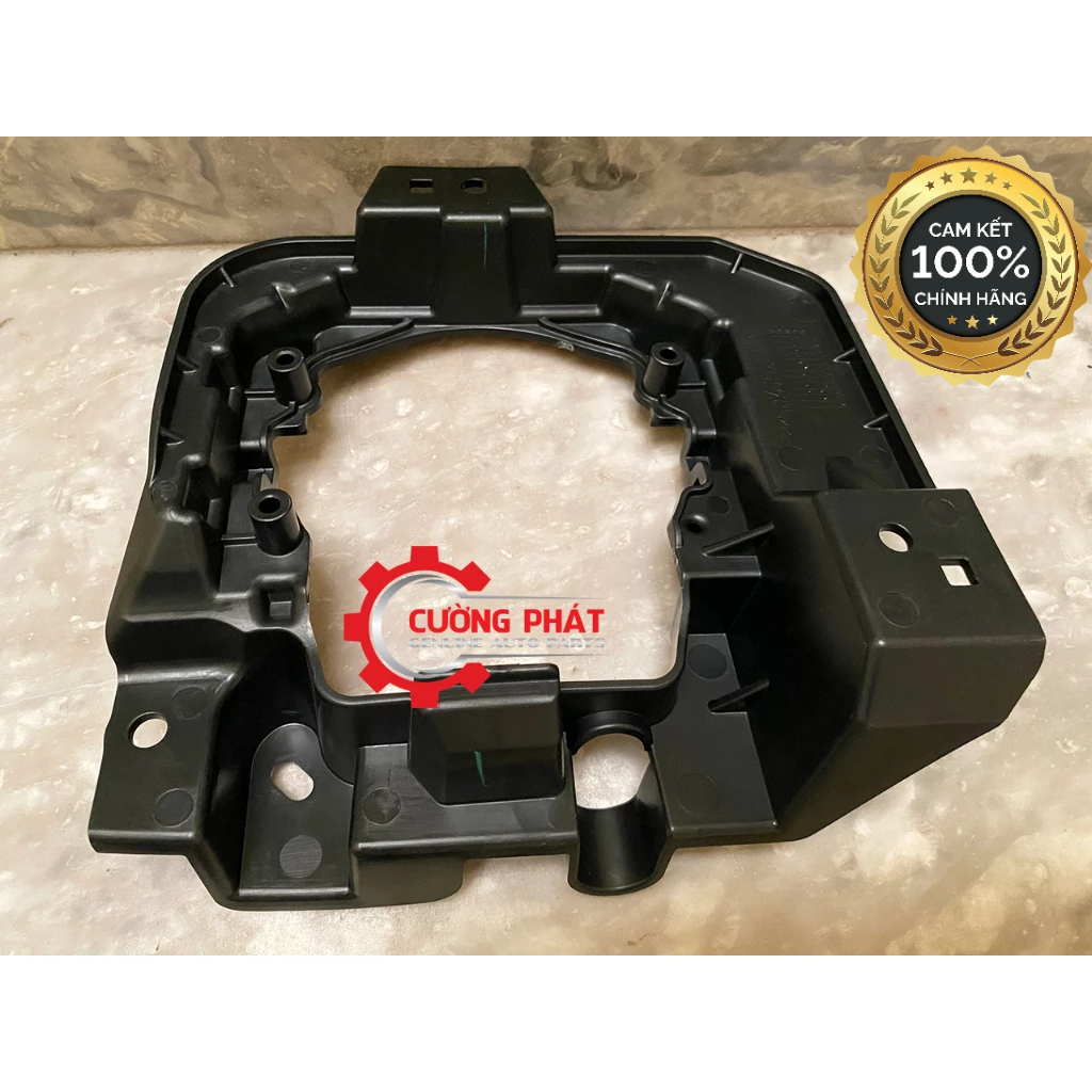 Giá bắt đèn gầm Mitsubishi Xpander 2022 8321A885, 8321A886