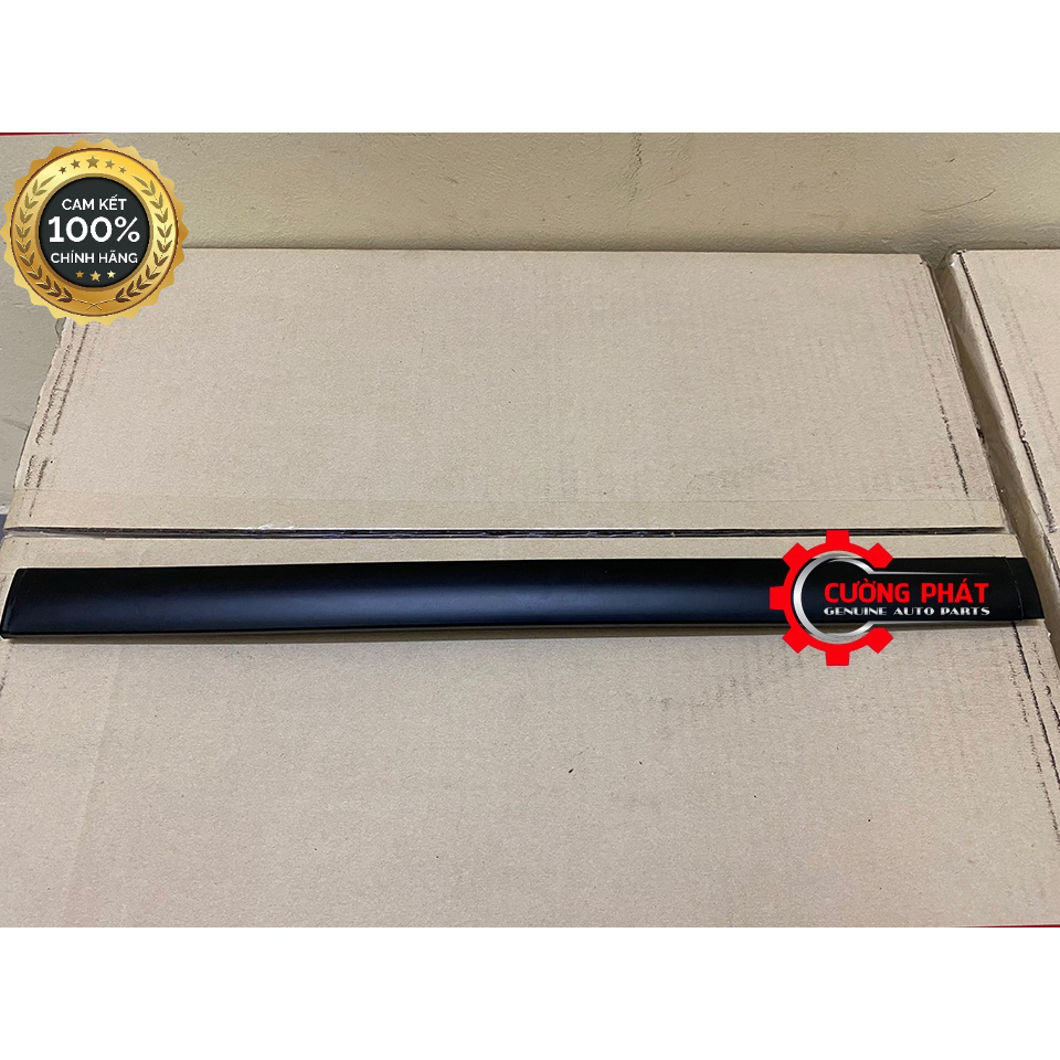 Nẹp nóc Toyota Venza cửa sổ trời 2009-2012 755550T023, 755560T023