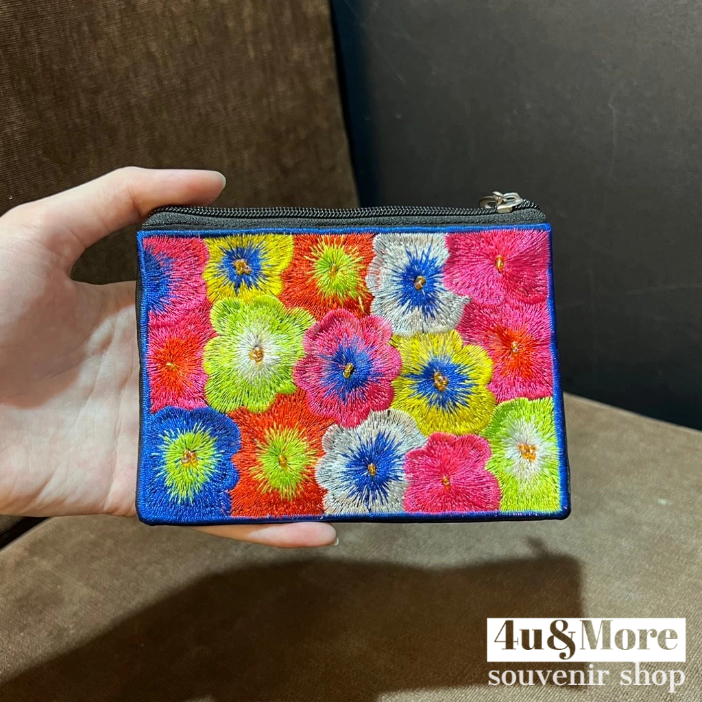 Túi ví cầm tay thêu hoa vải thổ cẩm phong cách bohemian