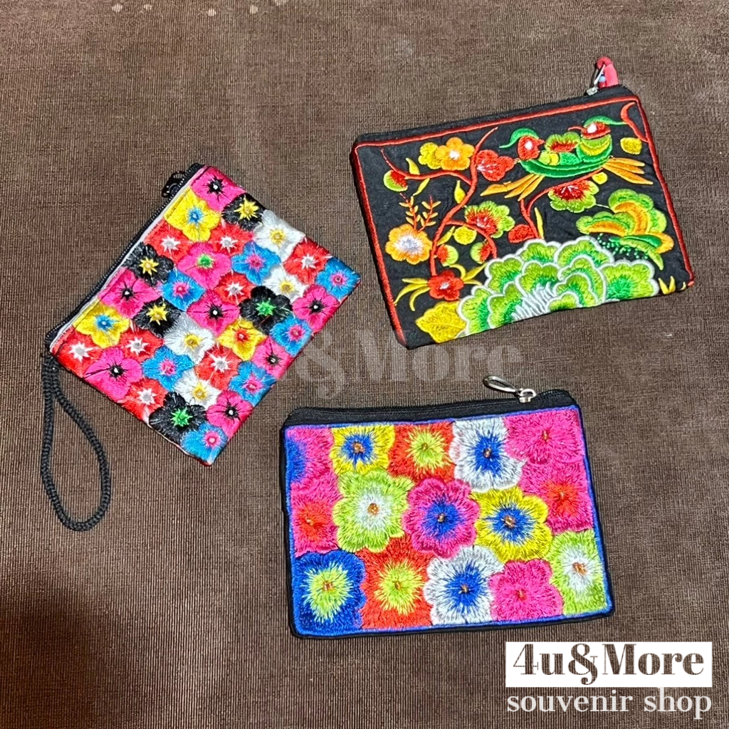 Túi ví cầm tay thêu hoa vải thổ cẩm phong cách bohemian