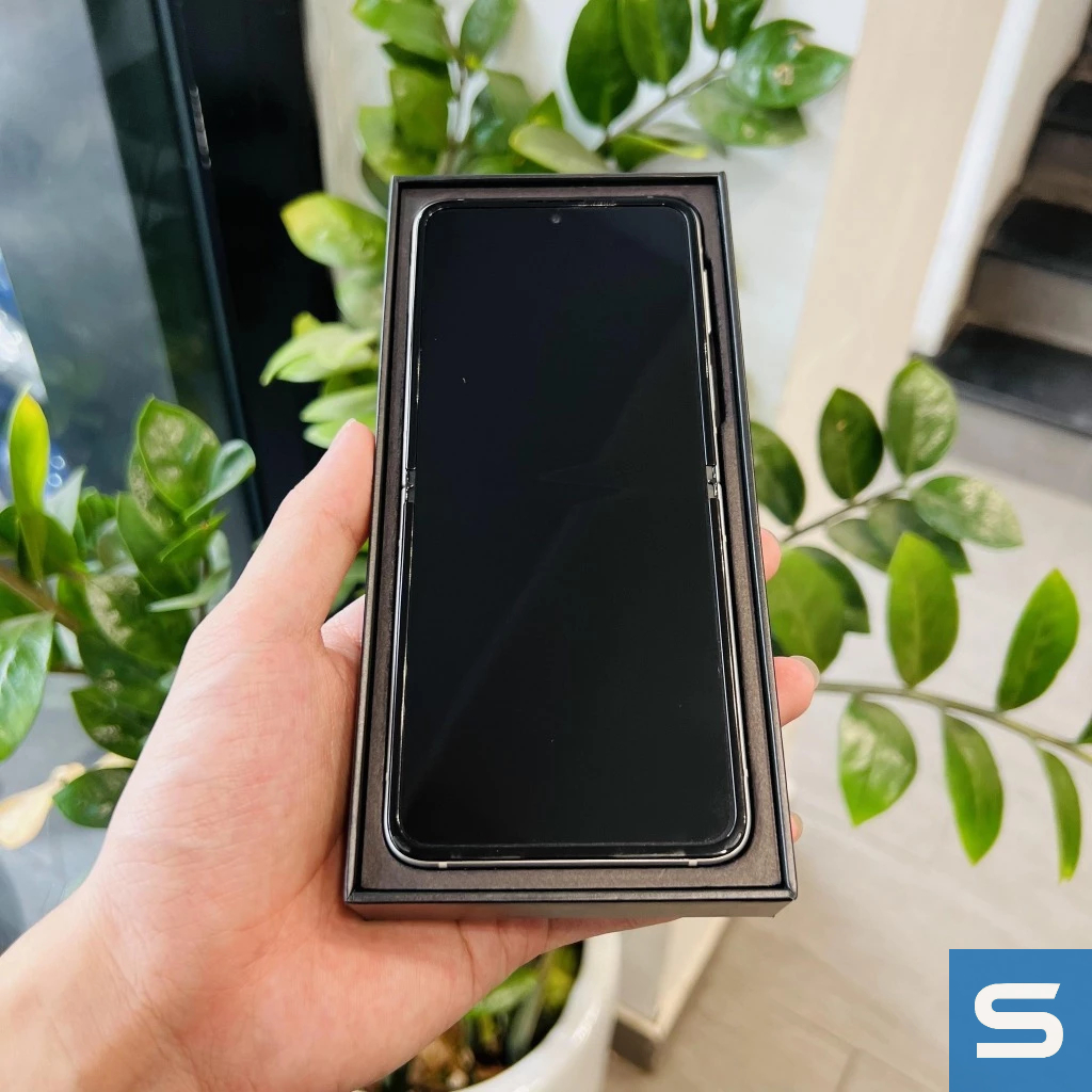 Điện Thoại Samsung Galaxy Z Flip3 5G - Nguyên Seal - Hàng chính hãng - Bảo hành 12 tháng - 7 ngày đổi trả