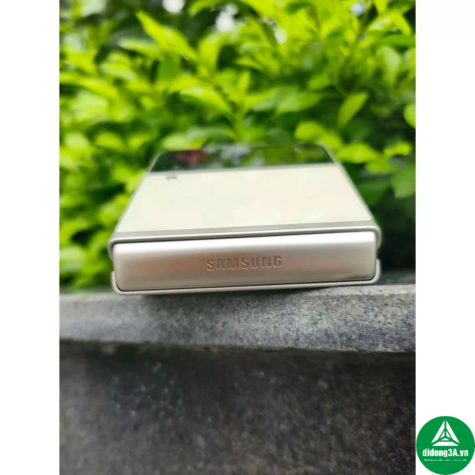Điện Thoại Samsung Galaxy Z Flip3 5G - Hàng chính hãng mới 100% Nguyên Seal đập hộp, 7 ngày đổi trả hàng