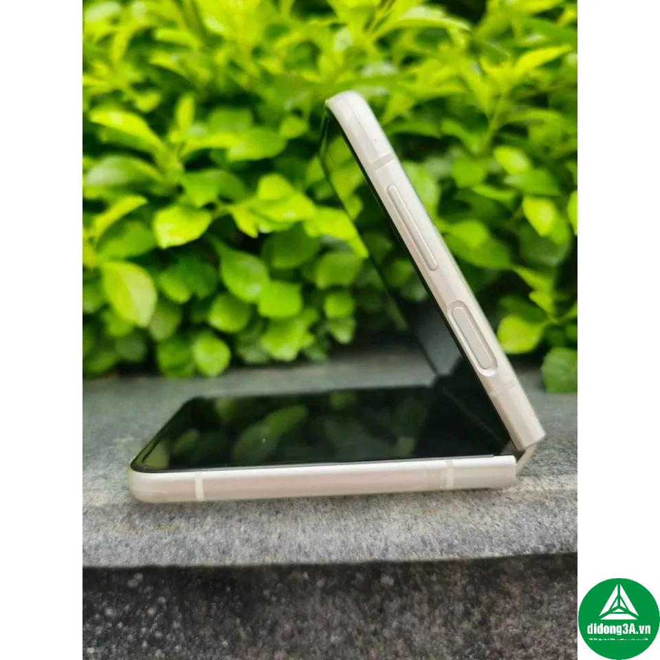 Điện Thoại Samsung Galaxy Z Flip3 5G - Hàng chính hãng mới 100% Nguyên Seal đập hộp, 7 ngày đổi trả hàng
