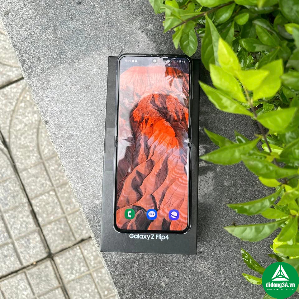 Điện Thoại Samsung Galaxy Z Flip4 - Máy mới 100% Nguyên Seal đập hộp - Hàng chính hãng - Bảo hành 1 năm