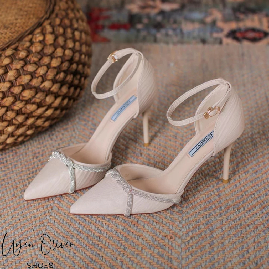 Giày Cao Gót Lụa Xước Bít Mũi Đính Dây Đá Xoắn Gót Nhọn 9cm, Sandal Nữ Cao Gót 9 Phân Mã U51