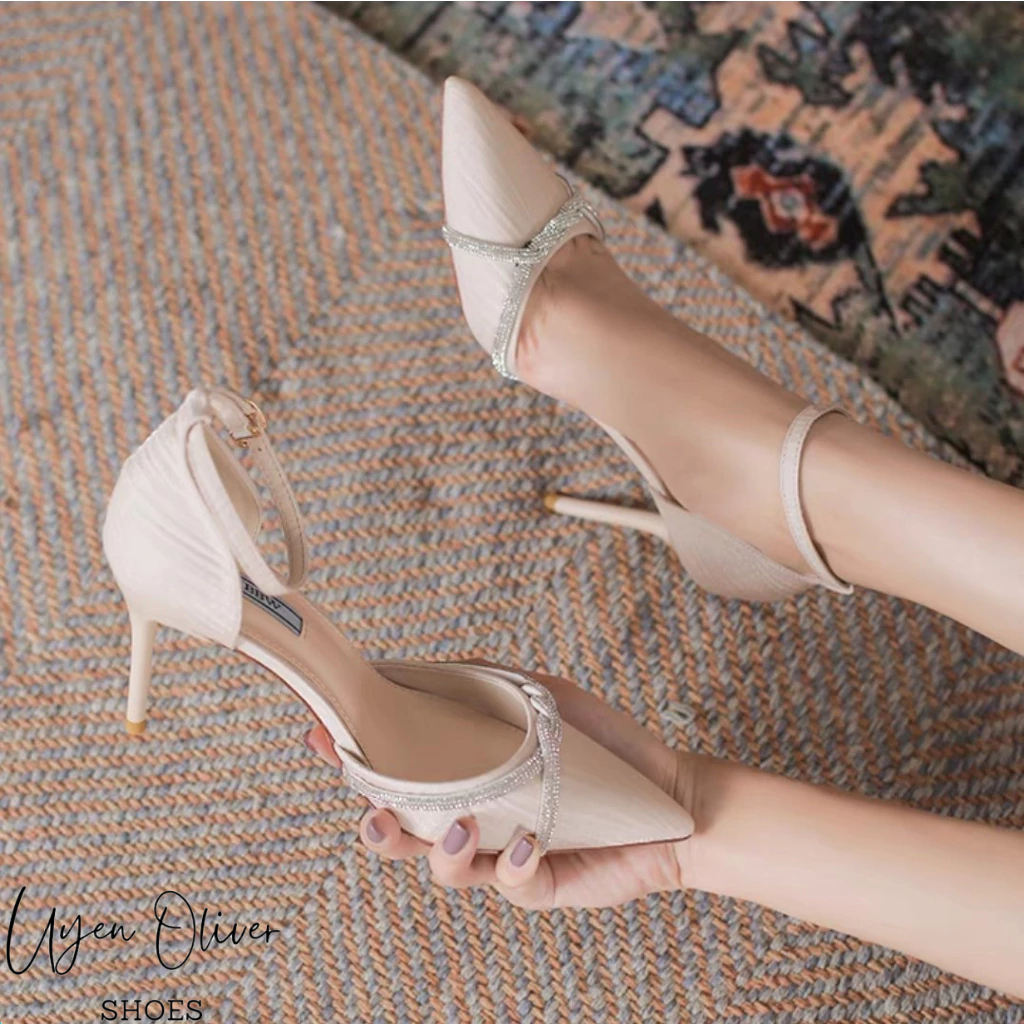 Giày Cao Gót Lụa Xước Bít Mũi Đính Dây Đá Xoắn Gót Nhọn 9cm, Sandal Nữ Cao Gót 9 Phân Mã U51