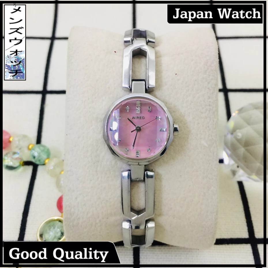 Đồng hồ nữ lắc tay Wired Nhật
