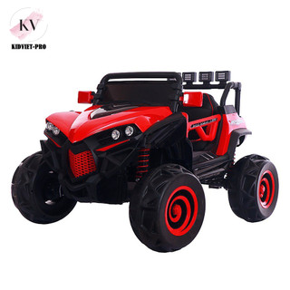 Ô tô điện địa hình kidviet-pro xjl 588 2 chỗ 4 động cơ kết nối bluetooth, 2 quạt gió, giảm xóc, tải 70kg