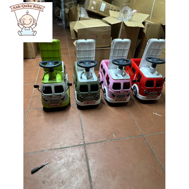 Xe chòi chân oto cho bé có đèn có nhạc cho bé 1-4 tuổi tặng kèm pin