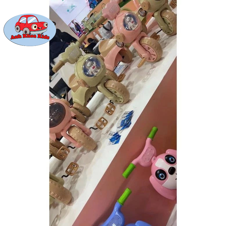 Xe đạp 3 bánh phi hành gia cho bé 2-5 tuổi