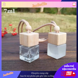 Vỏ Chai Đựng Tinh Dầu Treo Xe Ô Tô Hình Vuông 🍀 Chai Khuếch Tán Tinh Dầu Thủy Tinh Treo Phòng 8Ml (Chai Rỗng)
