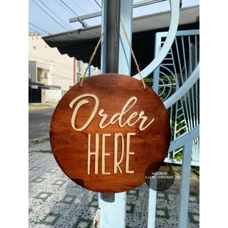 [SIÊU ĐẸP] Bảng gỗ treo "Order Here" dán chữ nổi - Xưởng LUXI decor