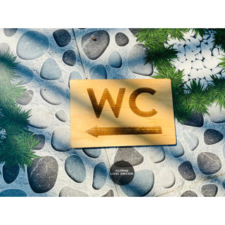 Bảng gỗ dán wc 1 mặt có hướng mũi tên - xưởng luxi decor