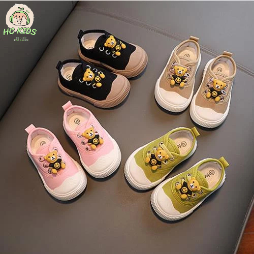 Giày thể thao gắn gấu dễ thương cho bé từ 1-5 tuổi kiểu dáng Hàn Quốc mới