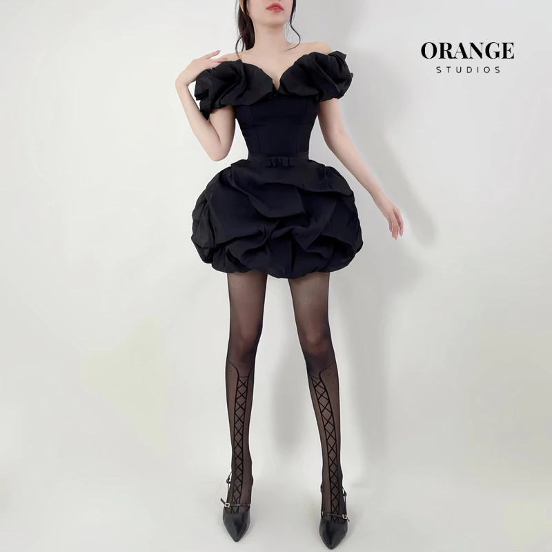 HÌNH THẬT - Đầm Thiết Kế Trễ Vai Tùng Bí Chất Liệu Vải Cotton