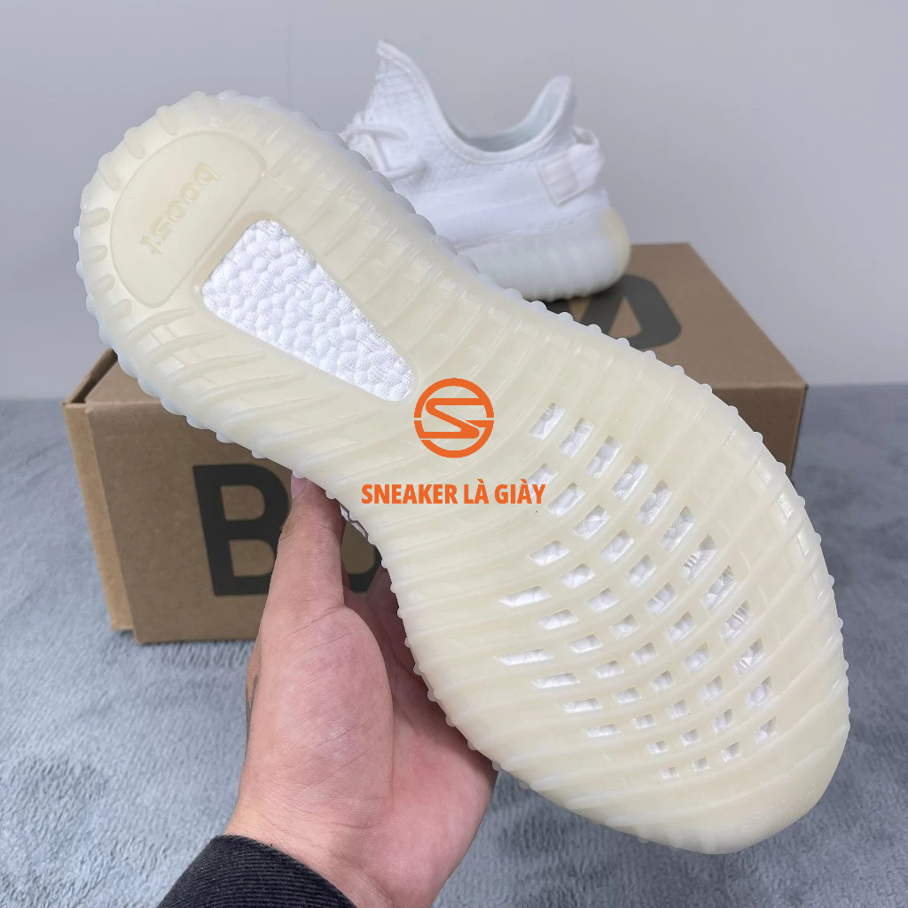 Giày Yz350 v2 Cream White Boost Nén CP9366 - High Quality FULLBOX Kèm Phụ Kiện