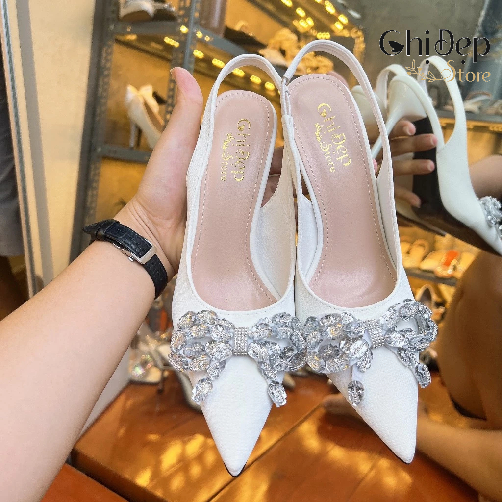 Giày Sandal Hở Gót Bít Mũi Trơn In Vân Nổi 3D ĐÍNH NƠ Gót Nhọn 9cm, Sandal Nữ Cao Gót 9 Phân Mã U61