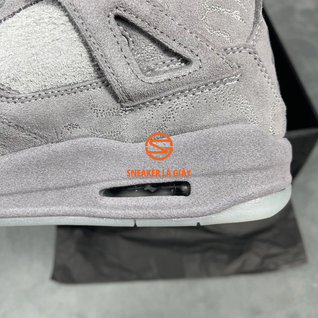 Giày Air Jordan 4 Retro Kaws 930155-003 - BẢN CAO CẤP FULLBOX