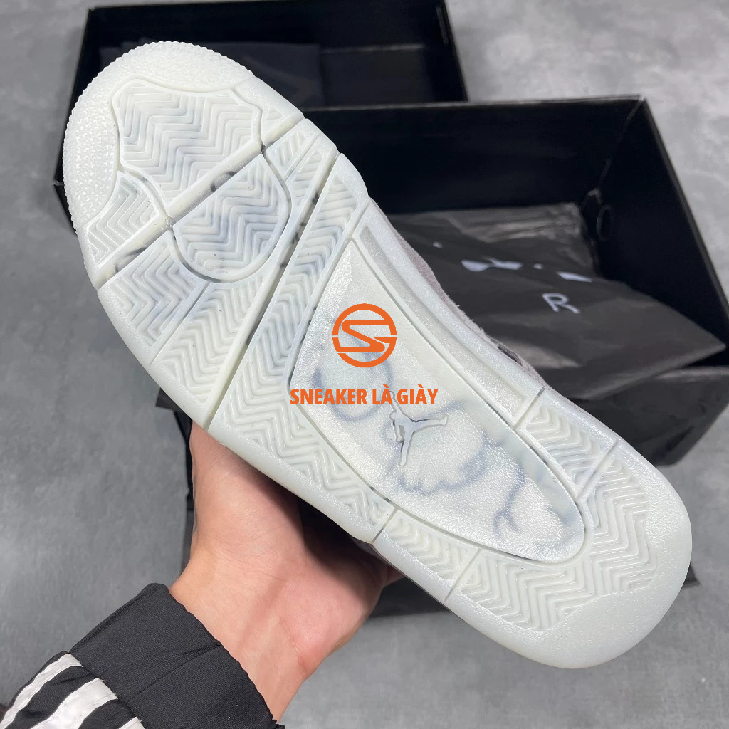 Giày Air Jordan 4 Retro Kaws 930155-003 - BẢN CAO CẤP FULLBOX