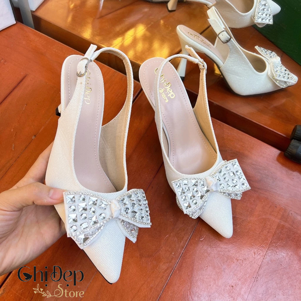 Giày Sandal Mũi Nhọn Hiệu Ứng 3D Kim Tuyến Ẩn Đính Nơ Đá hạt Gót nhọn 7 phân mã CD123