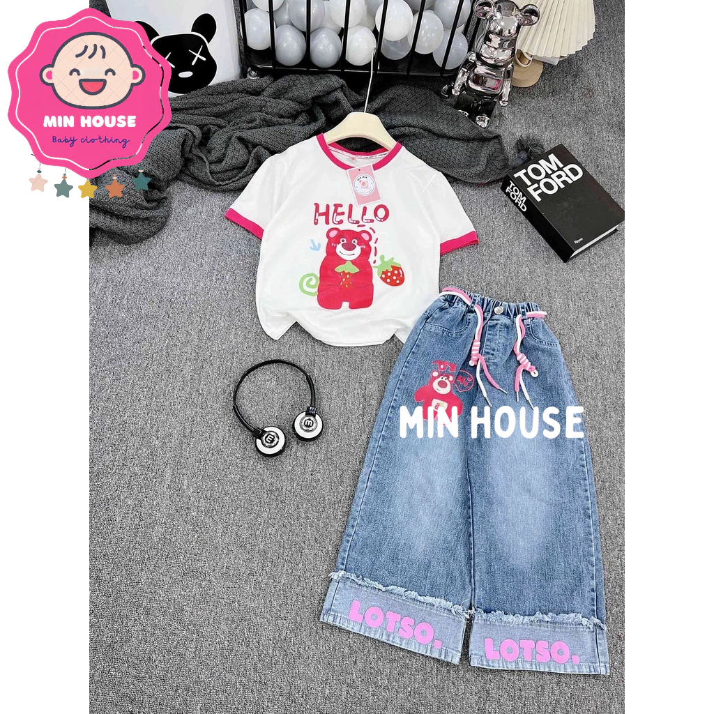 Set áo thun cotton gấu dâu phối quần jean TUA RUA cho bé gái
