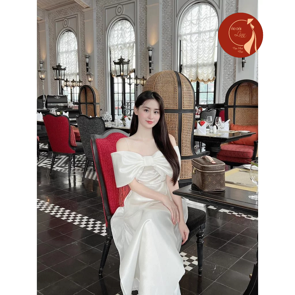 Áo Dài Nữ, Áo Dài Cách Tân 2 Dây Trễ Vai kết Nơ Trước Ngực Cho Các Nàng Công Chúa ,Tiểu Thư