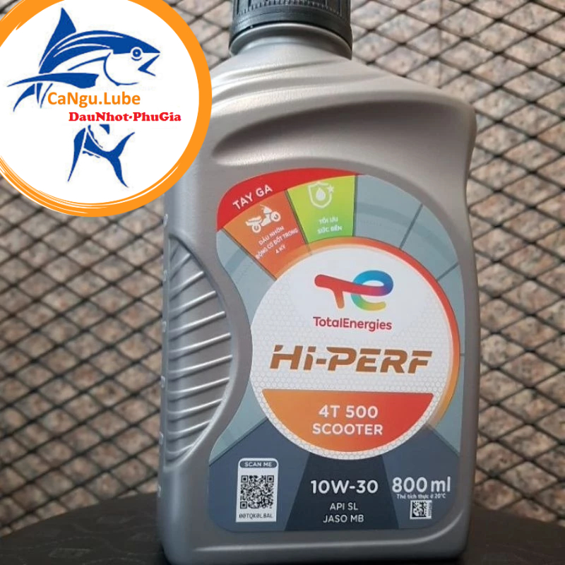 Nhớt dùng cho xe tay ga TOTAL Cho xe Honda.. chai 0,8 Lit 10W30, nhớt xe ga total 10W30 chai 800ml