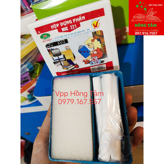 Hộp đựng phấn tặng kèm giẻ lau và phấn