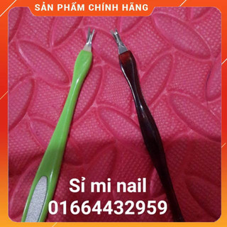 Cây lấy khóe da móng tay chân loại thường dùng tốt trong lấy khóe bẩn da khó, chất liệu thép ko rỉ chất lượng