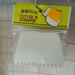 Miếng Vét Nhựa Cắt Bột Làm Bánh