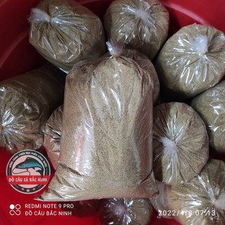 2kg Cám cá thơm 20 độ đạm. phối với hương liệu câu đài.